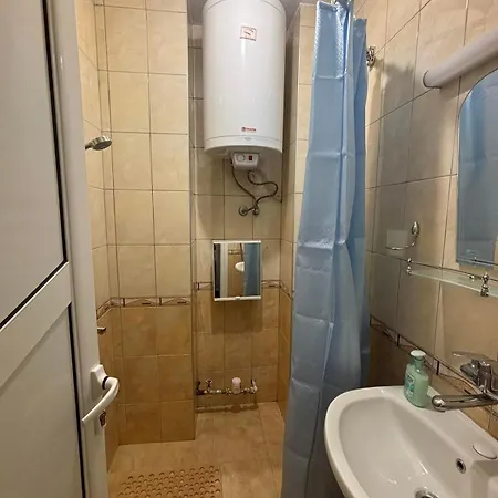 за гости весела Apartamento Burgas