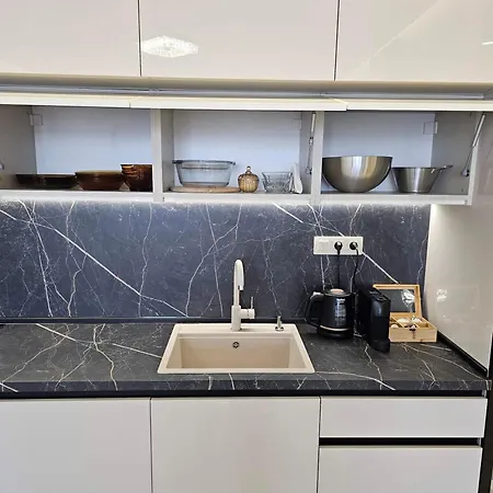 арена изгрев Apartment *